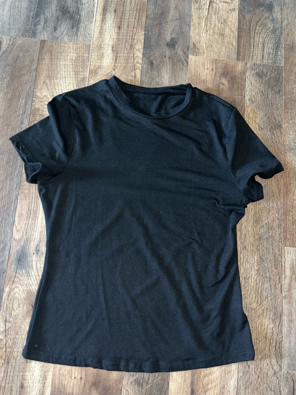 Classic Crewneck Women’s Tee - Black